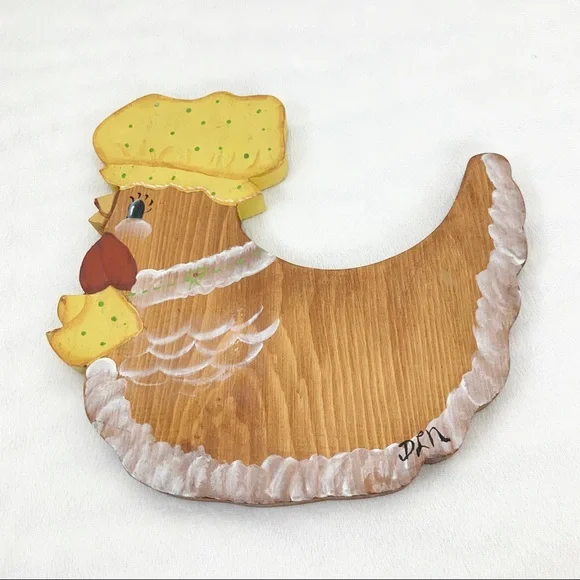 Vintage Wood Hand Painted Chicken Wall Hanging Hen Wearing Bonnet Farmhouse - Picture 2 of 9